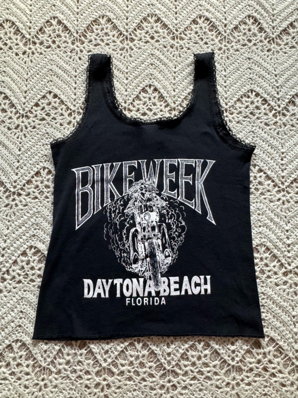 Vintage 1991 Harley Davidson "Cat Eyes" Tank Top 3D Emblem Size M Lace Trim - Picture 9 of 10